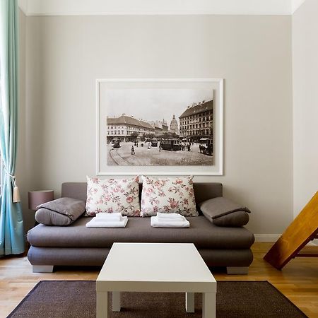 Lisianthus Apartamentos Budapest Exterior foto