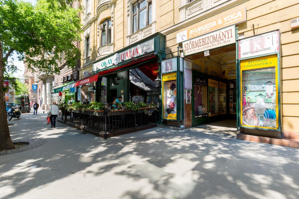Lisianthus Apartamentos Budapest Exterior foto