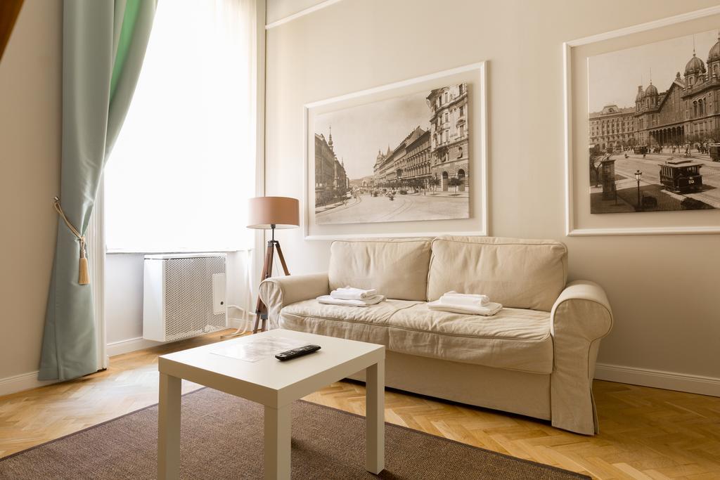 Lisianthus Apartamentos Budapest Exterior foto