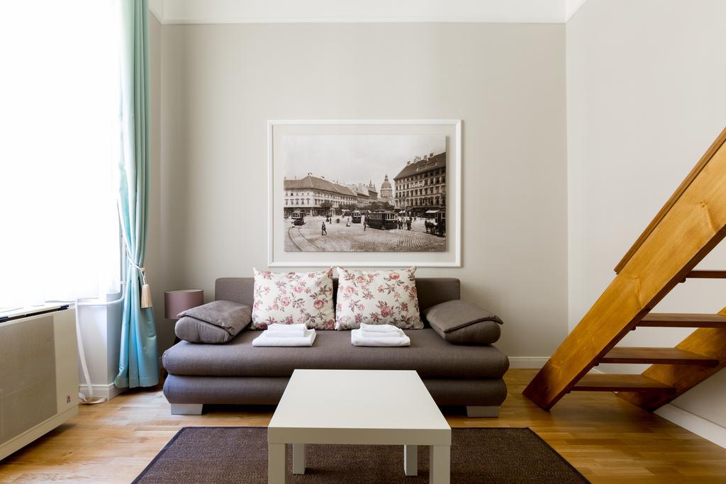 Lisianthus Apartamentos Budapest Exterior foto